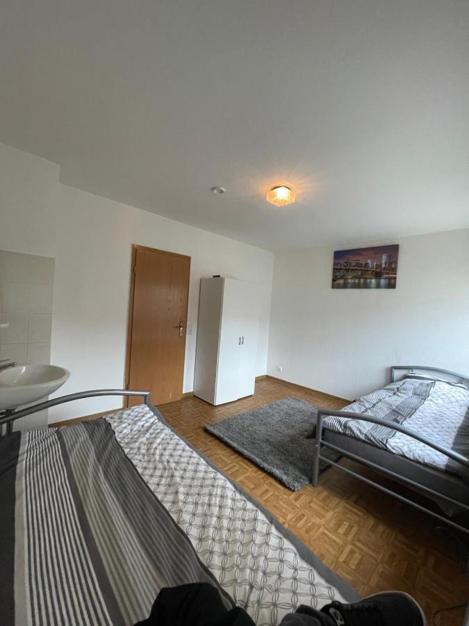1 Zimmer Fuer 2 Personen Bruchsal Ruhige Lage Bagian luar foto